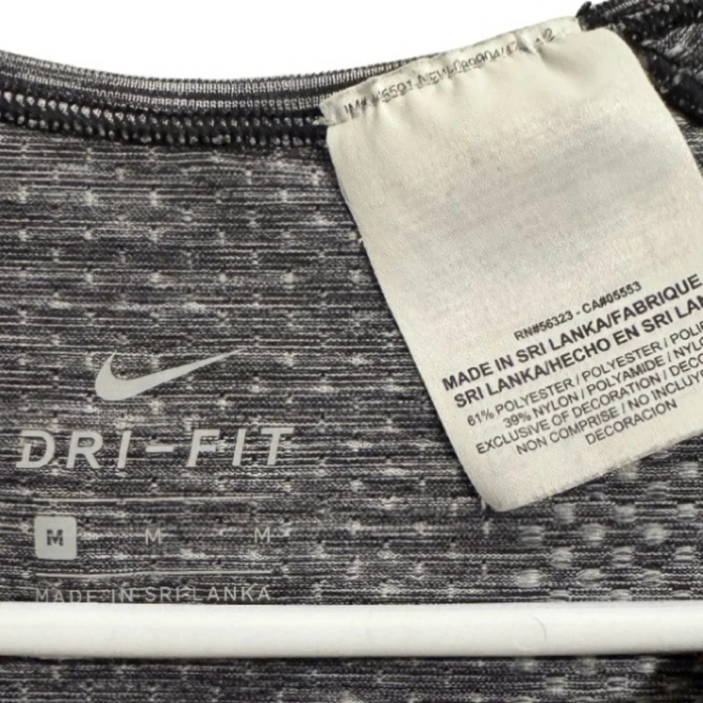 Nike Dry Knit Short Sleeve T-Shirt Black Heather Gray 831498-010 Wmn Size M